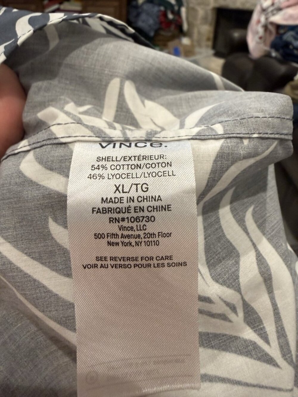 Vince Mens Classic Fit Leaf Print Navy Short Sleeve Button Up Shirt Size XL NWT - Picture 7 of 9